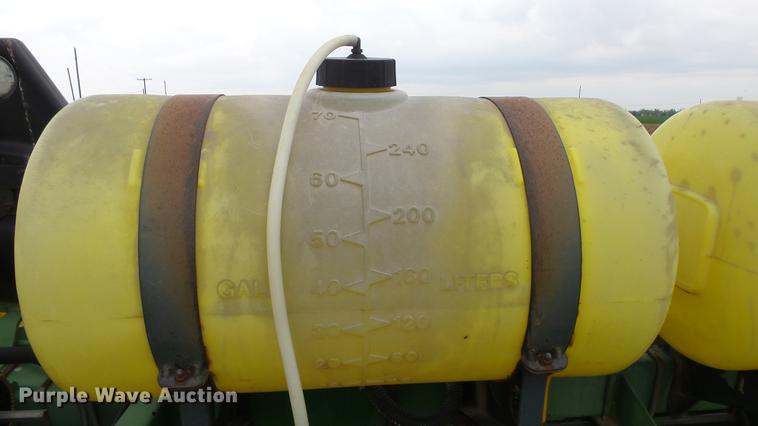 image for item EX9154 John Deere 7200 Max Emerge 2 planter