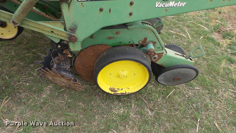 image for item EX9154 John Deere 7200 Max Emerge 2 planter