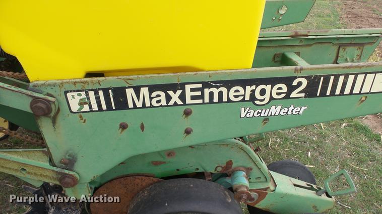 image for item EX9154 John Deere 7200 Max Emerge 2 planter