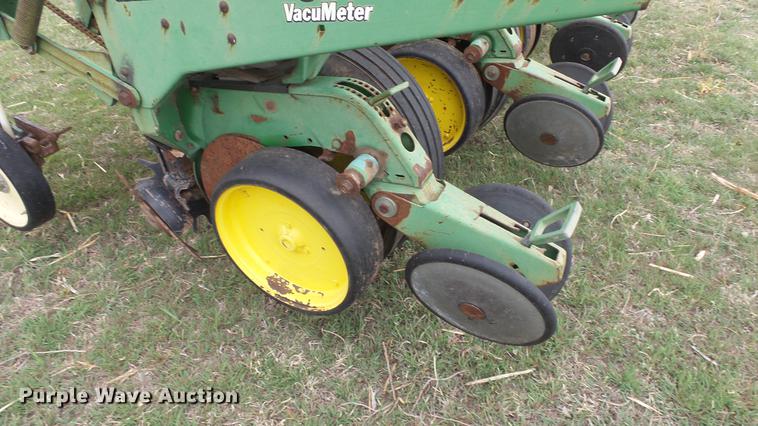 image for item EX9154 John Deere 7200 Max Emerge 2 planter