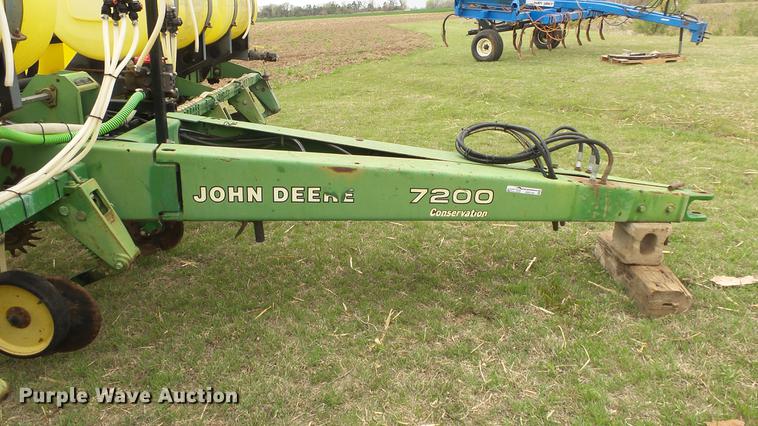 image for item EX9154 John Deere 7200 Max Emerge 2 planter