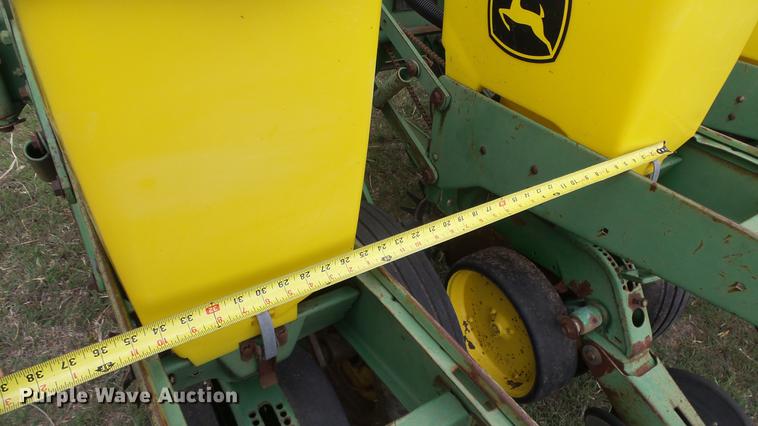 image for item EX9154 John Deere 7200 Max Emerge 2 planter