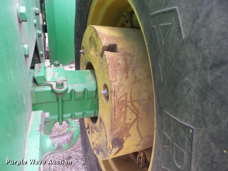 image for item J8524 1976 John Deere 8430 4WD tractor