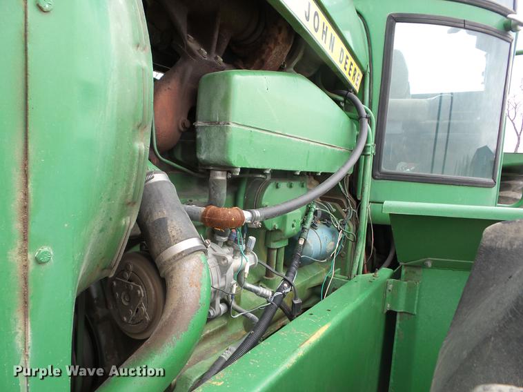 image for item J8524 1976 John Deere 8430 4WD tractor