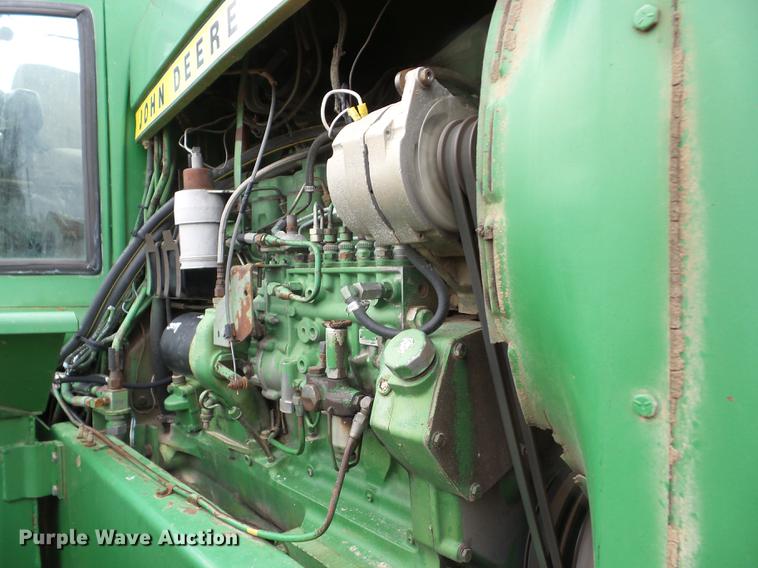 image for item J8524 1976 John Deere 8430 4WD tractor