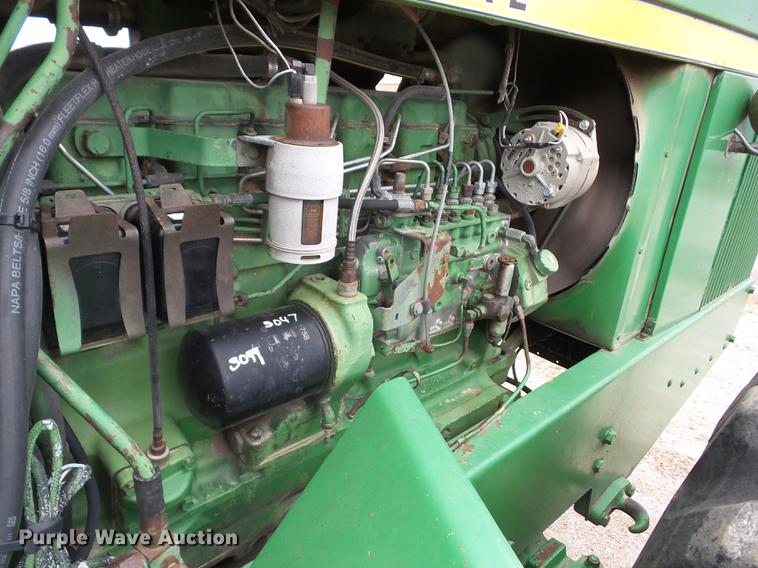 image for item J8524 1976 John Deere 8430 4WD tractor
