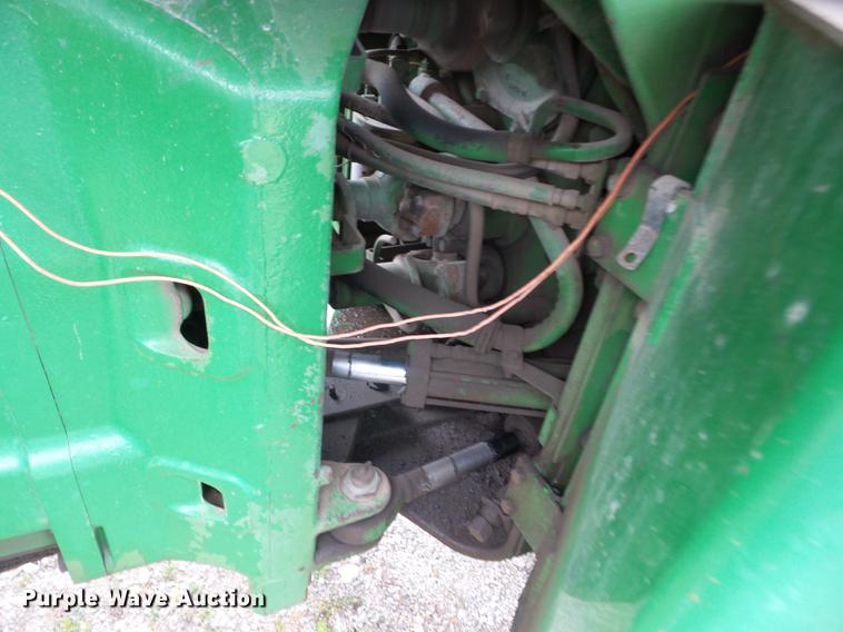 image for item J8524 1976 John Deere 8430 4WD tractor