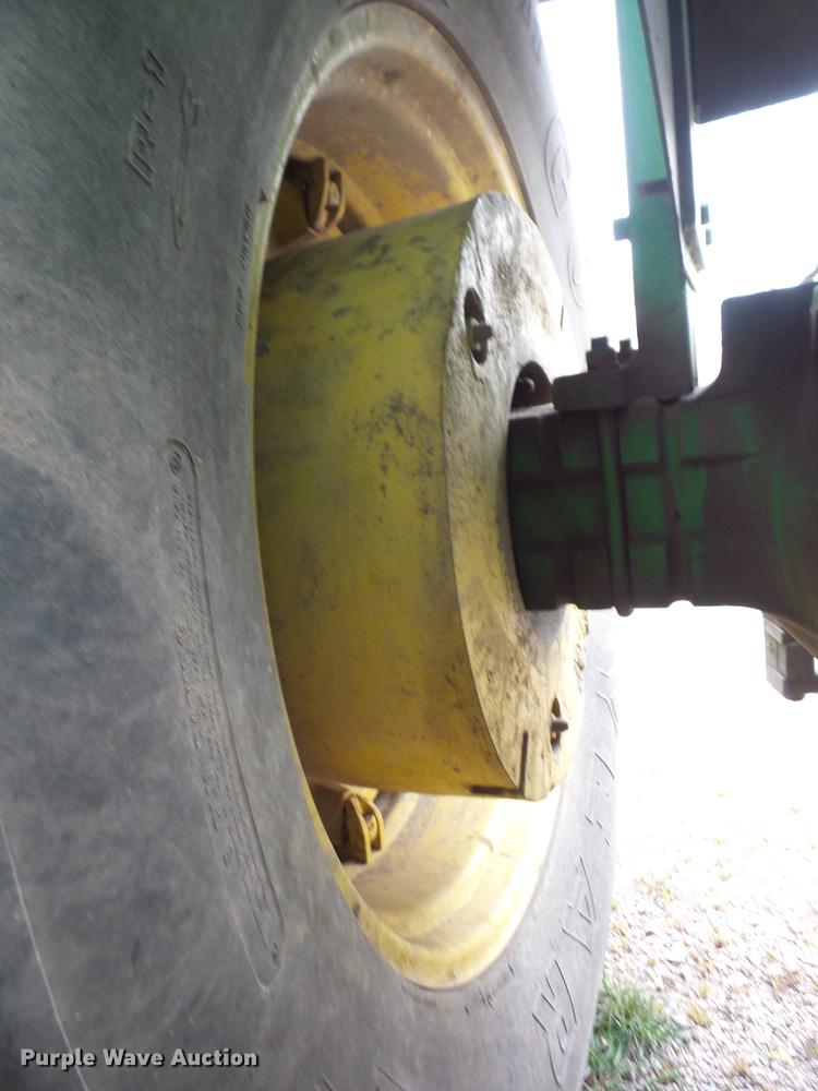 image for item J8524 1976 John Deere 8430 4WD tractor