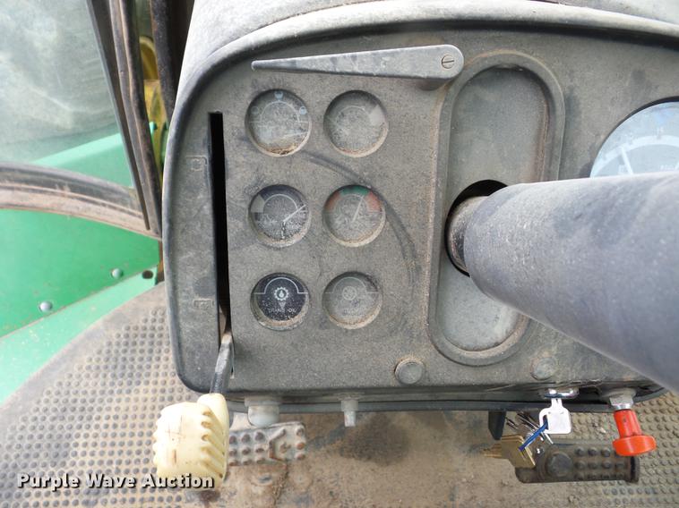 image for item J8524 1976 John Deere 8430 4WD tractor