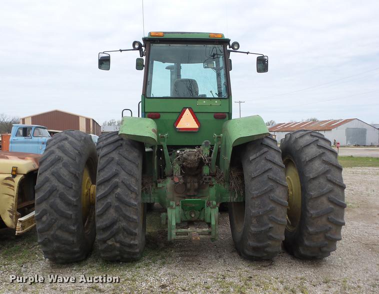 image for item J8525 1978 John Deere 8430 4WD tractor
