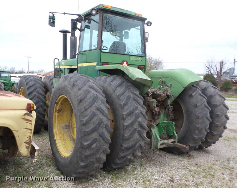 image for item J8525 1978 John Deere 8430 4WD tractor