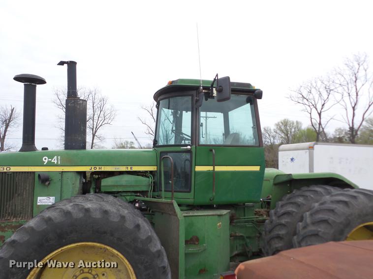 image for item J8525 1978 John Deere 8430 4WD tractor