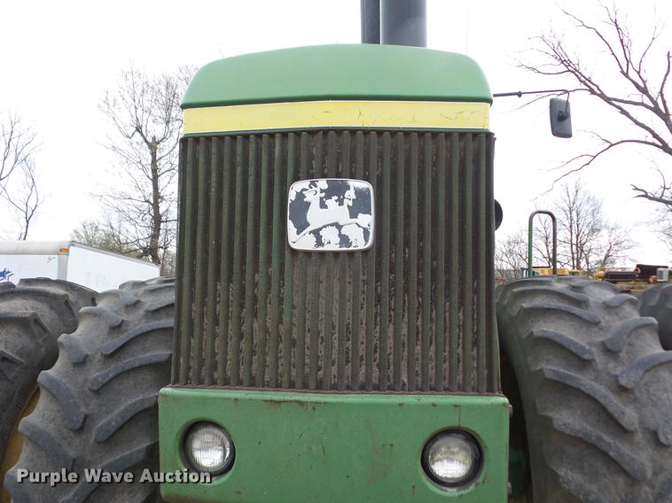 image for item J8525 1978 John Deere 8430 4WD tractor