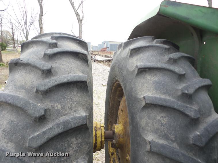 image for item J8525 1978 John Deere 8430 4WD tractor