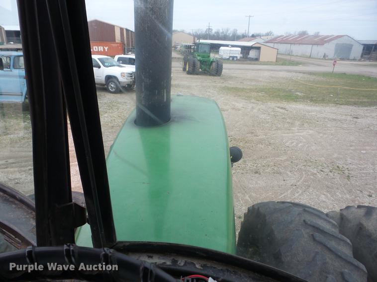 image for item J8525 1978 John Deere 8430 4WD tractor