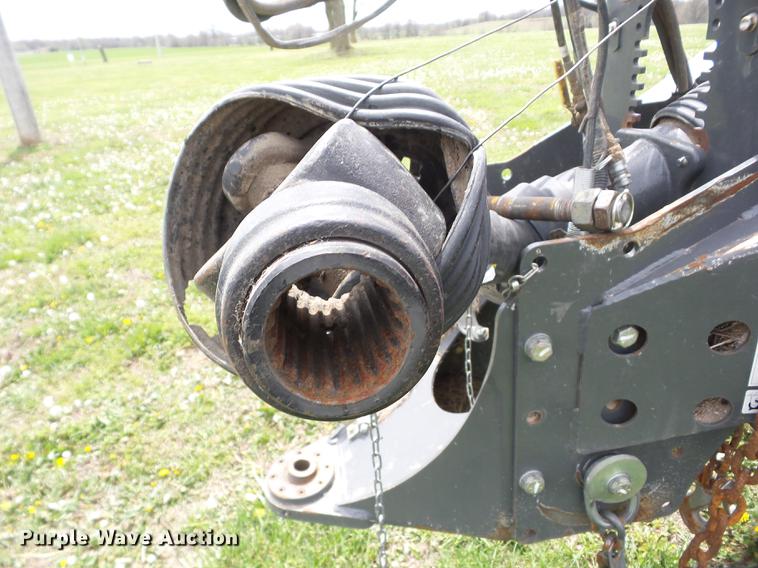 image for item J8529 2013 Massey-Ferguson Hesston 2170XD large square baler