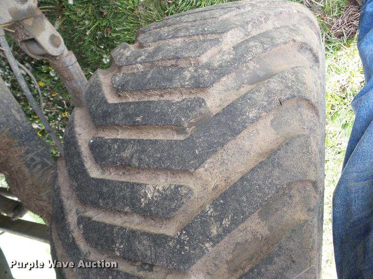 image for item J8529 2013 Massey-Ferguson Hesston 2170XD large square baler