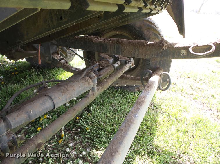 image for item J8529 2013 Massey-Ferguson Hesston 2170XD large square baler