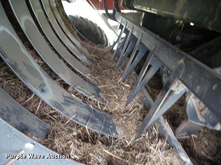 image for item J8529 2013 Massey-Ferguson Hesston 2170XD large square baler