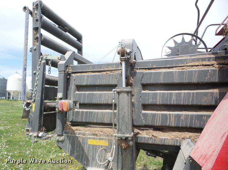 image for item J8529 2013 Massey-Ferguson Hesston 2170XD large square baler