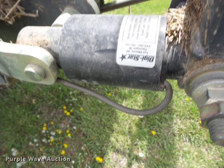 image for item J8529 2013 Massey-Ferguson Hesston 2170XD large square baler