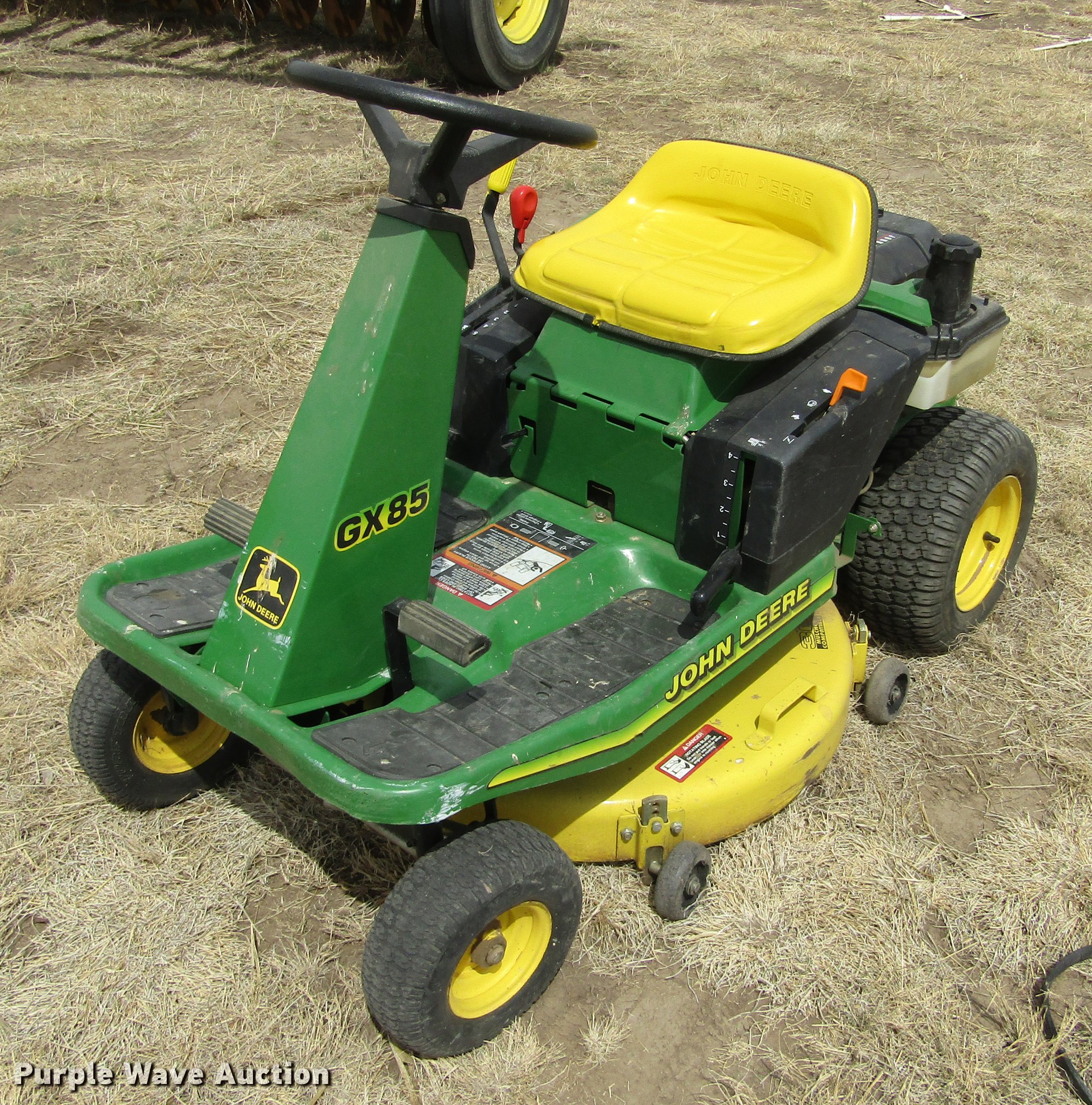 John Deere GX85 lawn mower in Sublette, KS Item DE6753 sold Purple Wave