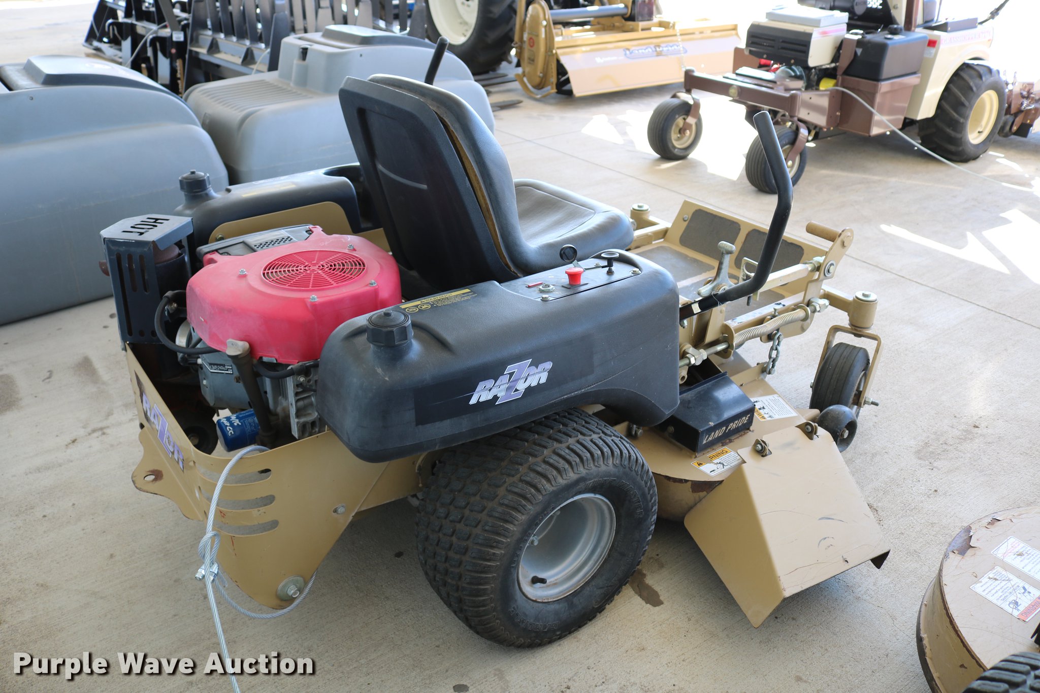 Land Pride ZR52 ZTR lawn mower in Ellsworth, KS Item EW9197 sold