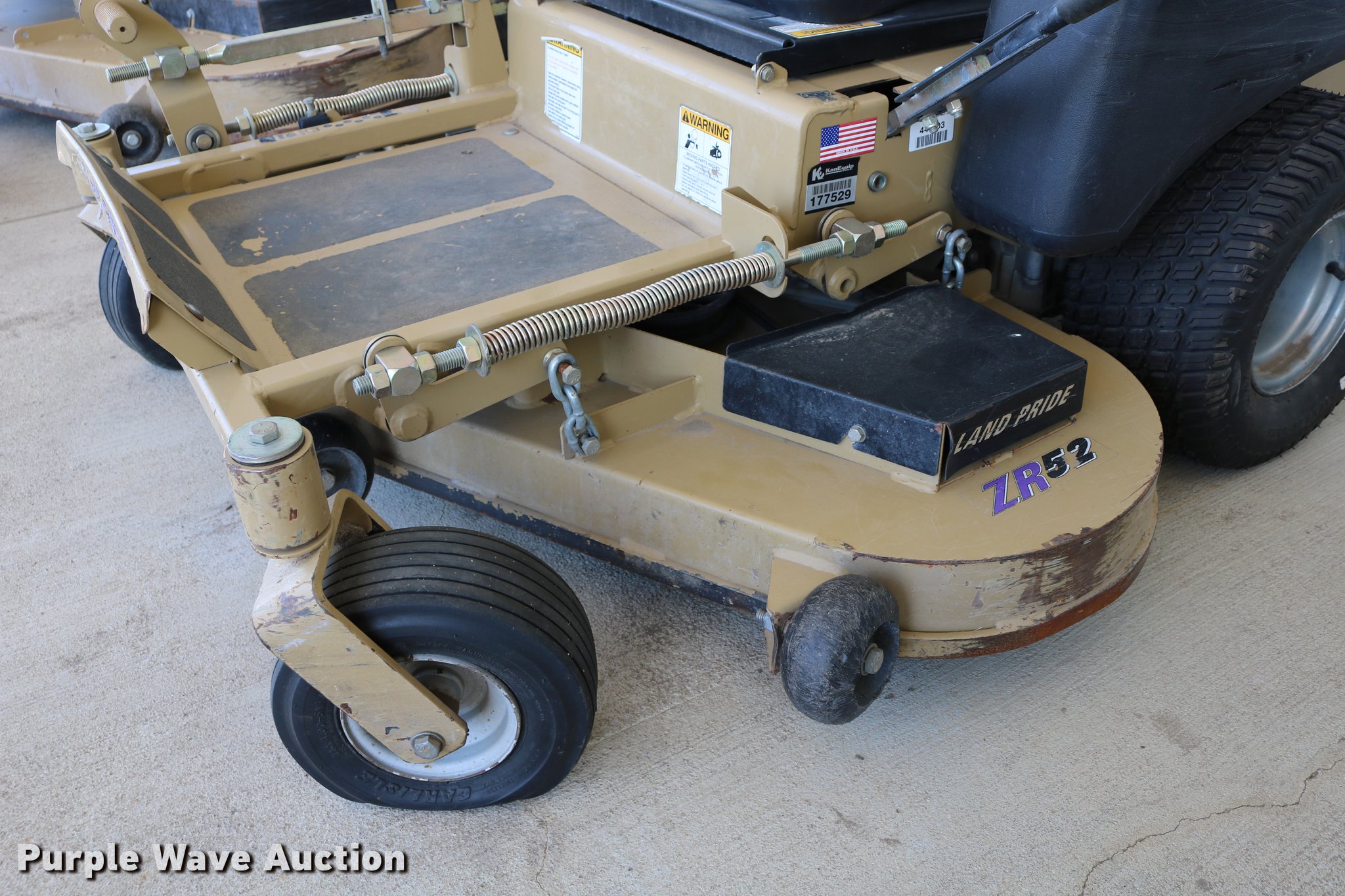 Land Pride ZR52 ZTR lawn mower in Ellsworth, KS Item EW9197 sold