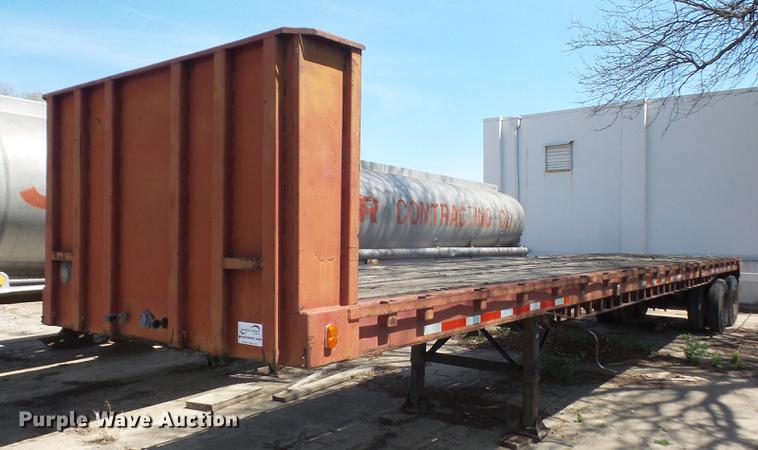 image for item DB6177 1983 SPC flatbed trailer