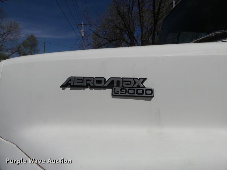 image for item DB7167 1988 Ford L9000 semi truck