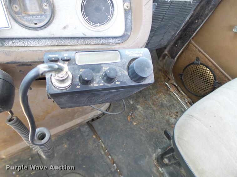 image for item DB7167 1988 Ford L9000 semi truck