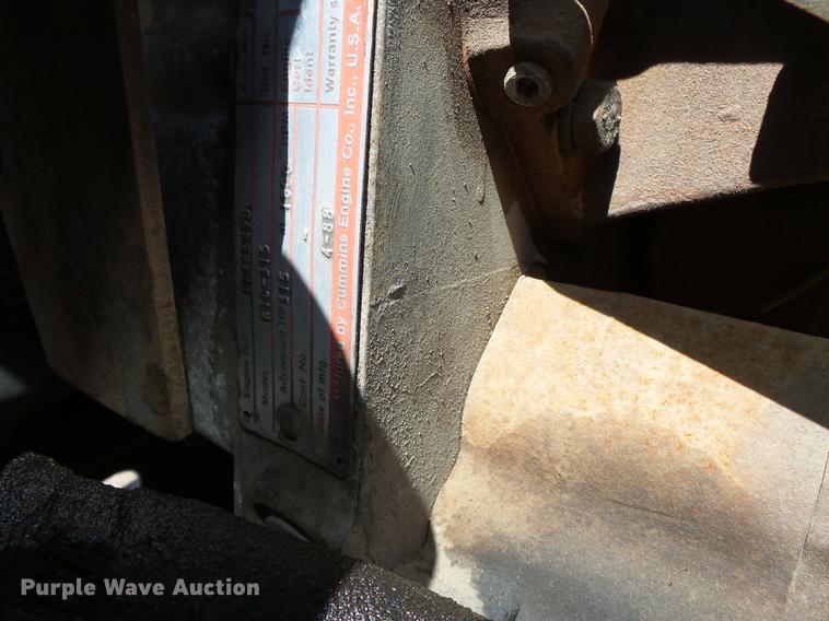 image for item DB7167 1988 Ford L9000 semi truck