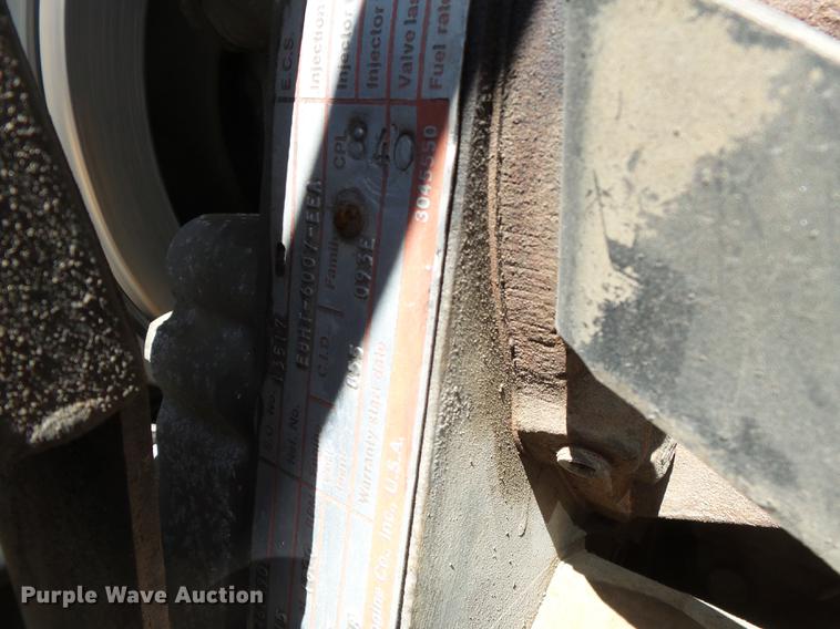 image for item DB7167 1988 Ford L9000 semi truck