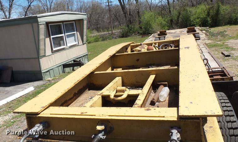 image for item DB7168 1989 Eager Beaver 356SL lowboy equipment trailer