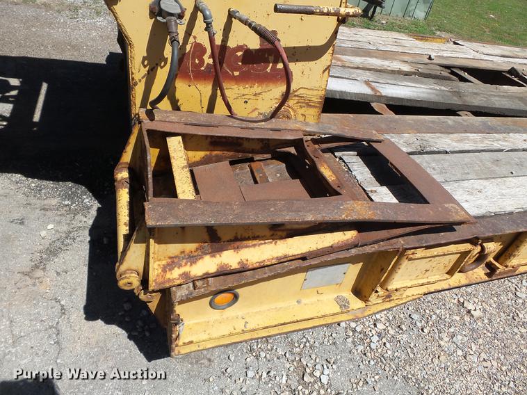 image for item DB7168 1989 Eager Beaver 356SL lowboy equipment trailer