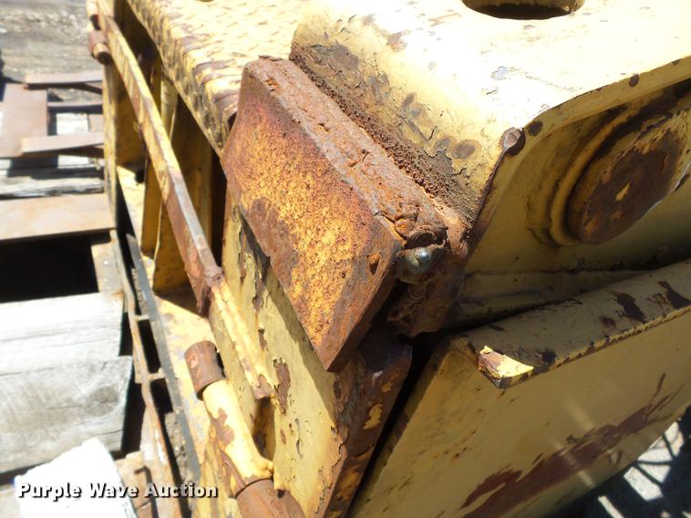 image for item DB7168 1989 Eager Beaver 356SL lowboy equipment trailer