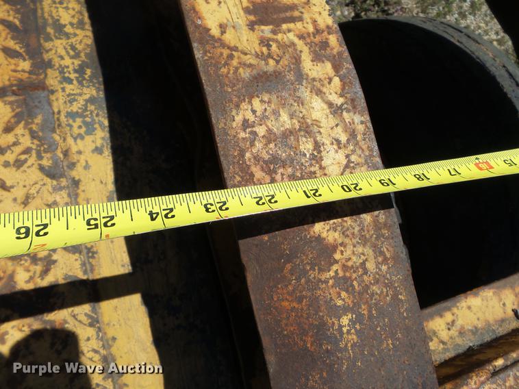 image for item DB7168 1989 Eager Beaver 356SL lowboy equipment trailer