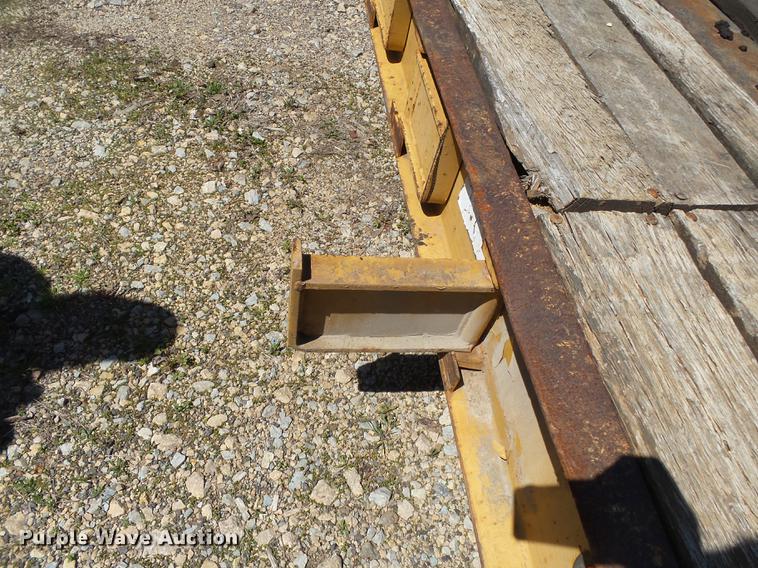 image for item DB7168 1989 Eager Beaver 356SL lowboy equipment trailer