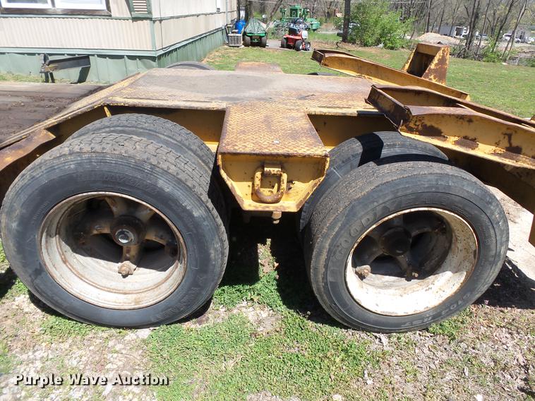 image for item DB7168 1989 Eager Beaver 356SL lowboy equipment trailer