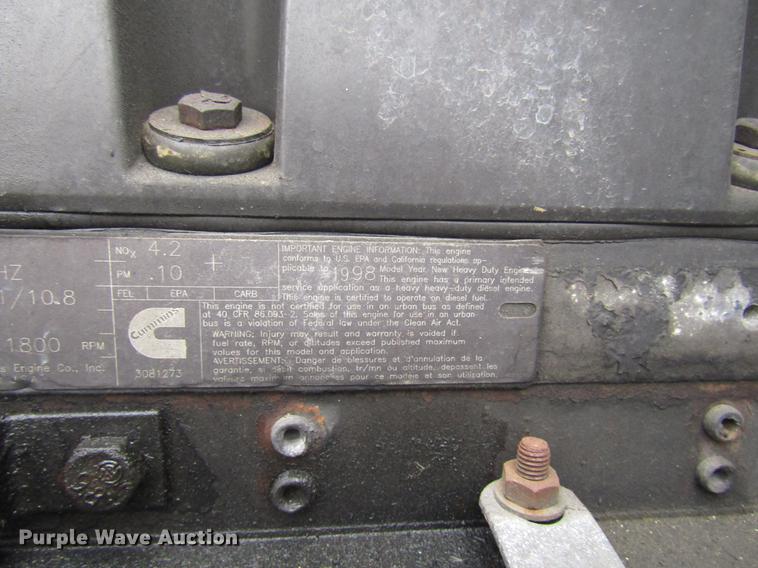 image for item DC4261 1998 Freightliner FLD120 semi truck