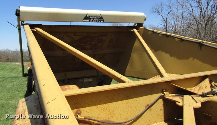 image for item DC4275 1992 Load King 1827-2-2 bottom dump trailer