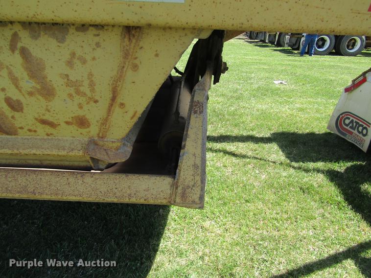 image for item DC4275 1992 Load King 1827-2-2 bottom dump trailer