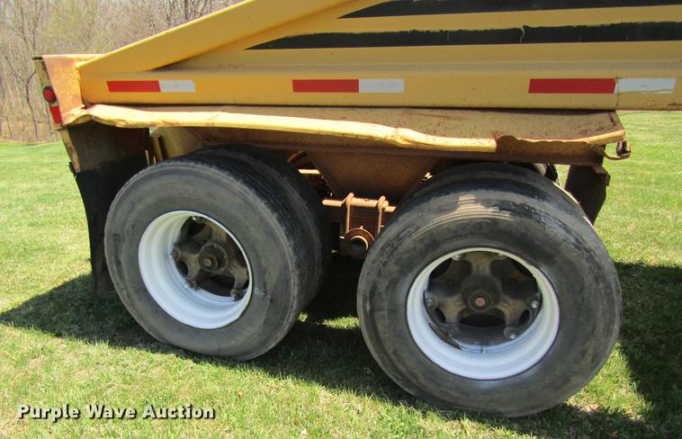 image for item DC4275 1992 Load King 1827-2-2 bottom dump trailer