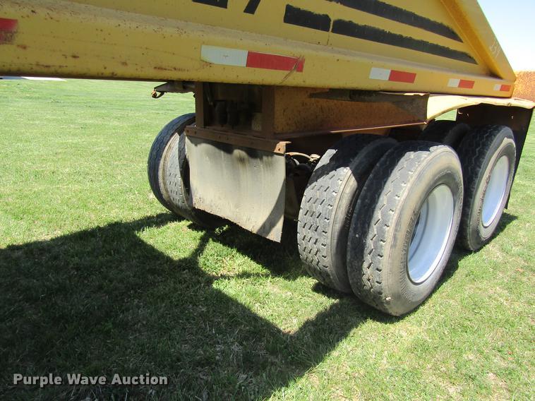 image for item DC4275 1992 Load King 1827-2-2 bottom dump trailer