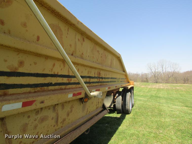 image for item DC4275 1992 Load King 1827-2-2 bottom dump trailer