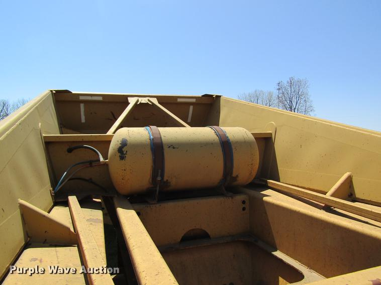 image for item DC4276 1998 Load King 2060-40-2 bottom dump trailer