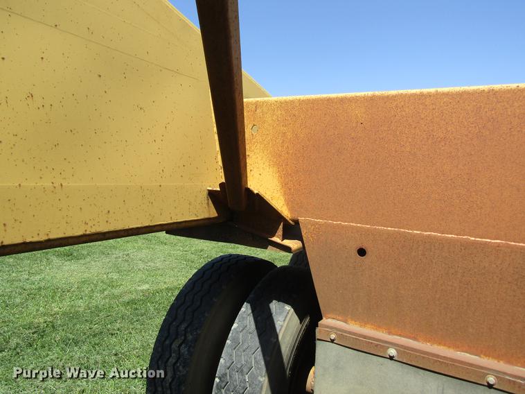 image for item DC4276 1998 Load King 2060-40-2 bottom dump trailer