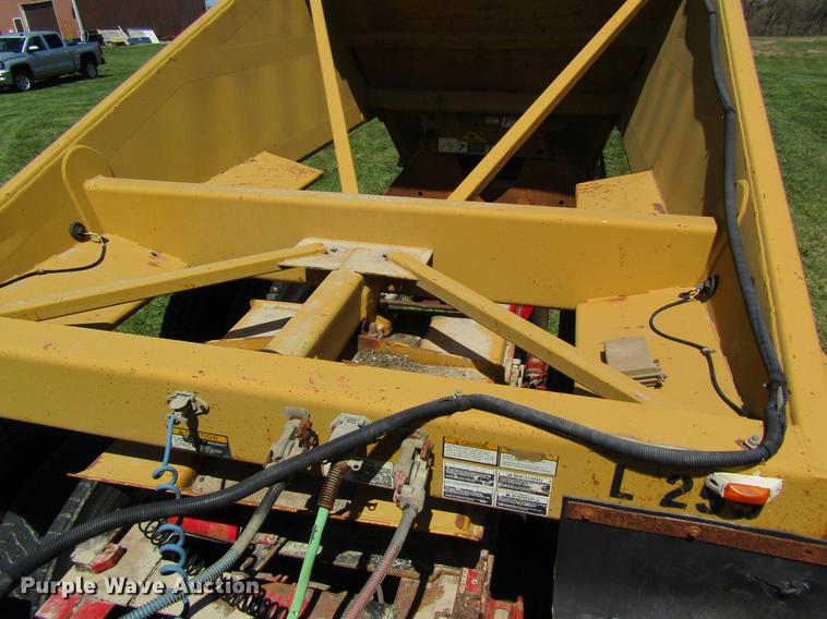 image for item DC4277 1998 Load King 2060-40-2 bottom dump trailer
