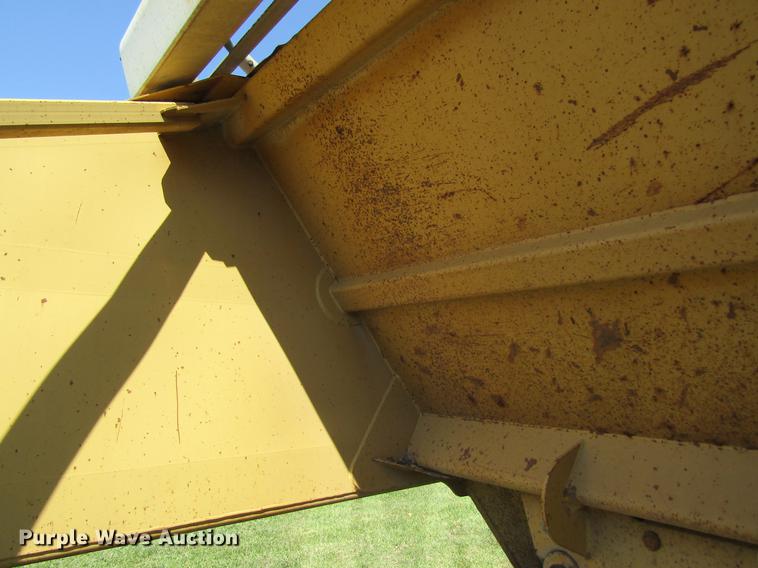 image for item DC4278 1997 Load King 2060-40-2 bottom dump trailer