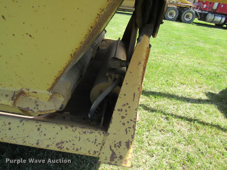 image for item DC4278 1997 Load King 2060-40-2 bottom dump trailer